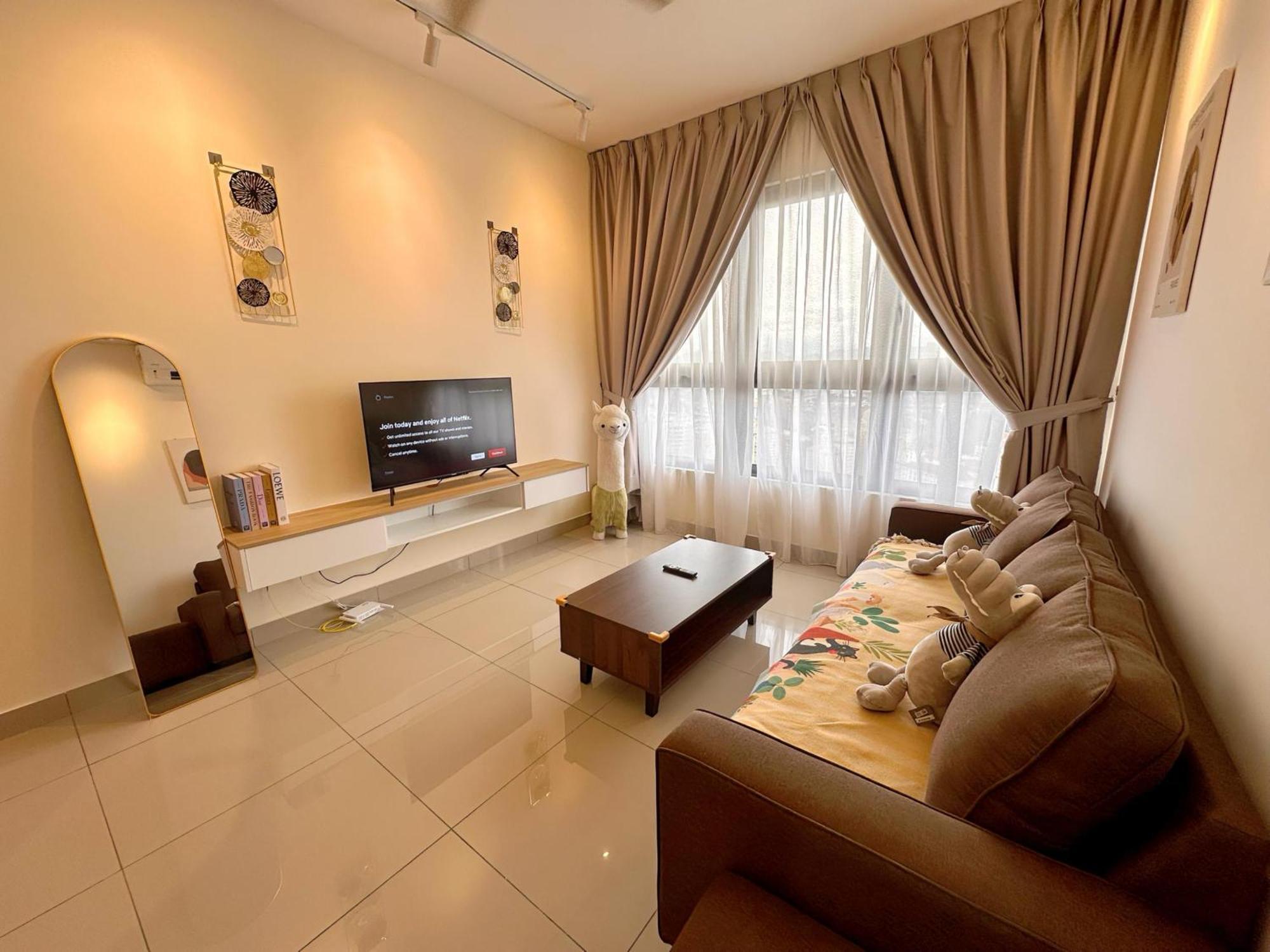 Cheras Luxury Gem 3br 5 Mins Lrt Apartment Kuala Lumpur