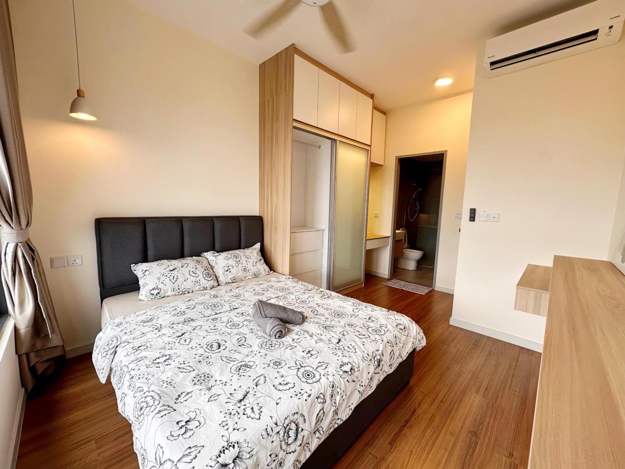 Pangsapuri Cheras Luxury Gem 3br 5 Mins Lrt Kuala Lumpur